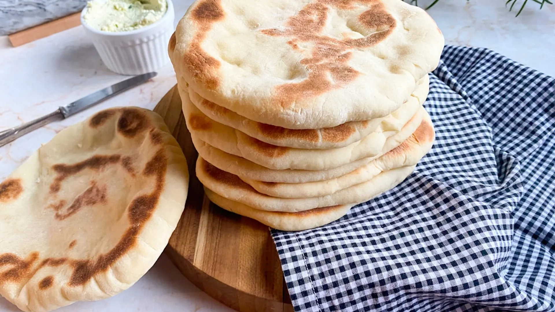 Como Fazer Pão Sírio Caseiro que Infla no Forno