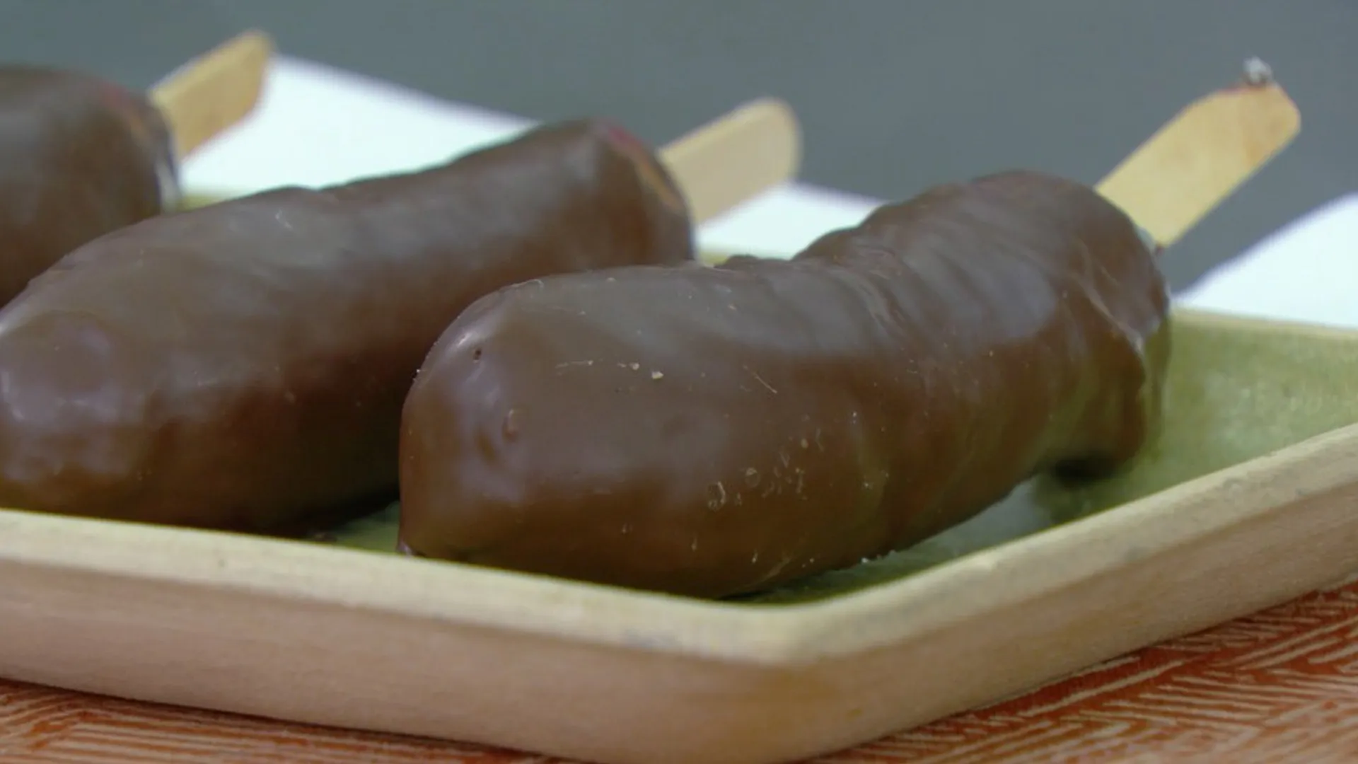 Como Fazer Picolé de Banana com Chocolate em Poucos Minutos